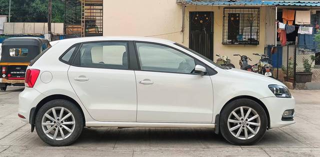 https://images10.gaadi.com/usedcar_image/4575225/original/processed_d6f6d6f4-936a-419c-a00e-791a6b253474.jpg?imwidth=6401
