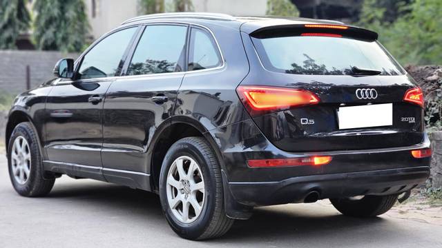 https://images10.gaadi.com/usedcar_image/4575232/original/processed_ba112a7e-ae32-46e4-b515-99b3373dd072.jpg?imwidth=6402