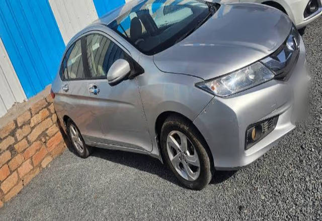 https://images10.gaadi.com/usedcar_image/4575241/original/312dc817-2f14-4546-a86e-23bd7ef9c11d.?imwidth=6400