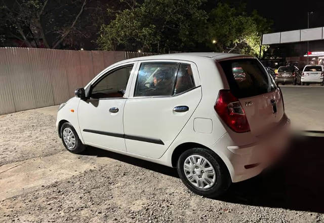 https://images10.gaadi.com/usedcar_image/4575295/original/86ce9646-df6f-4f38-91b4-35a71057c817.?imwidth=6401