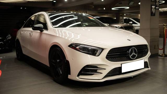 https://images10.gaadi.com/usedcar_image/4575298/original/processed_c9795dc9277a96368a7817a7a1f47260.jpg?imwidth=6400