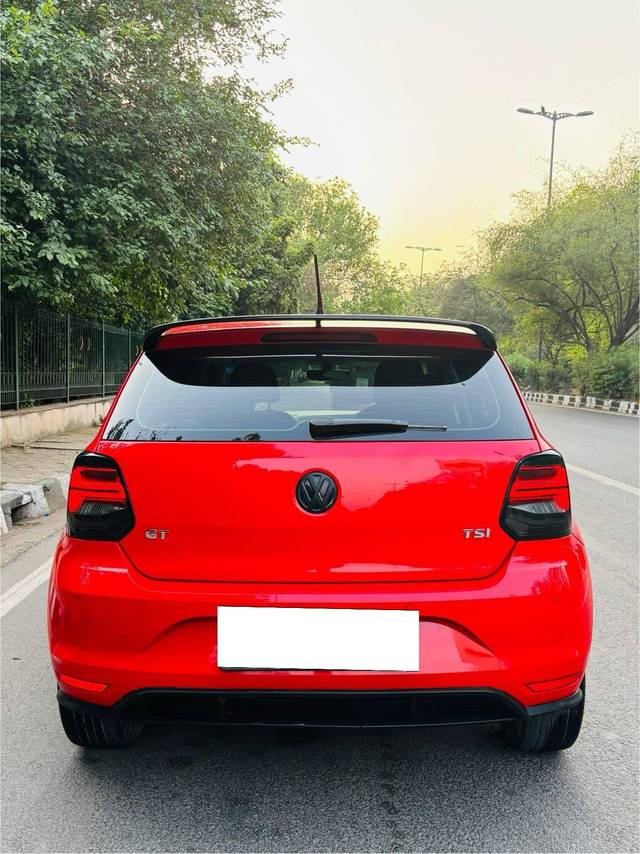 https://images10.gaadi.com/usedcar_image/4575299/original/processed_d56f7e3d6d7508b7d4d06a5d07726b6f.jpg?imwidth=6402