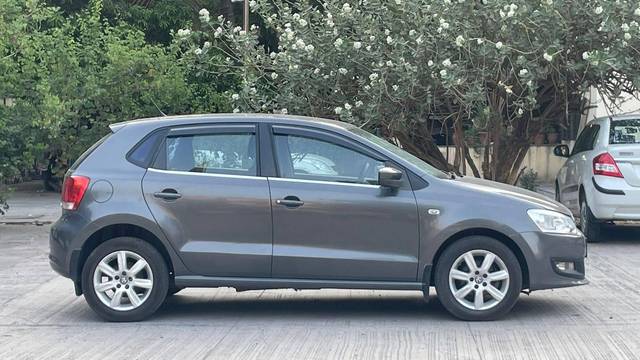 https://images10.gaadi.com/usedcar_image/4575301/original/processed_dc3fea79-52d4-4426-891d-9f19b58ee12e.jpg?imwidth=6401