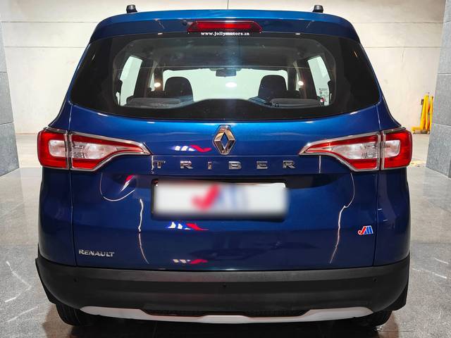 https://images10.gaadi.com/usedcar_image/4575361/original/processed_2a362c4ade53bd8a048dcfe0ca8e7a61.jpg?imwidth=6402