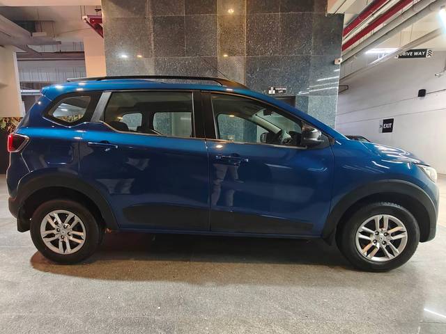 https://images10.gaadi.com/usedcar_image/4575361/original/processed_c365d86a5f9c35679e88e140d737764f.jpg?imwidth=6401