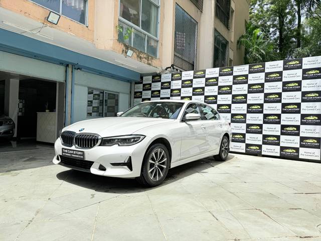 https://images10.gaadi.com/usedcar_image/4575372/original/processed_818bcb9a65be71ad7453c31046d5fdf8.jpg?imwidth=6402