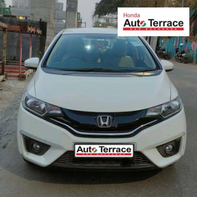 https://images10.gaadi.com/usedcar_image/4575388/original/4e4e4876349eeb1820856e8ab2c0f4bc.jpg?imwidth=6400
