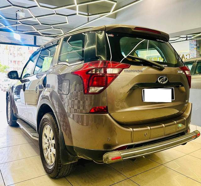 https://images10.gaadi.com/usedcar_image/4575390/original/processed_10605995a42618ff493b0fc621b1b1c7.jpg?imwidth=6401