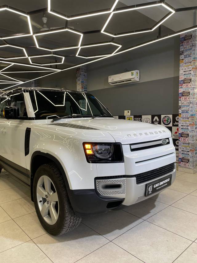 https://images10.gaadi.com/usedcar_image/4575394/original/processed_d0927780fca101a1483214d3041058d3.jpg?imwidth=6400