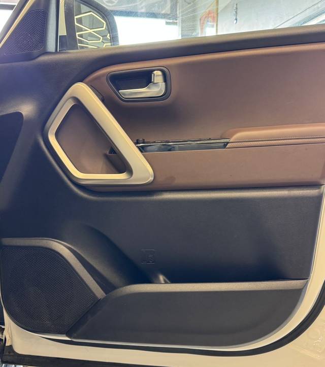 https://images10.gaadi.com/usedcar_image/4575396/original/8a45f117a7676d4d3c0124a7cdedde1b.jpg?imwidth=6402