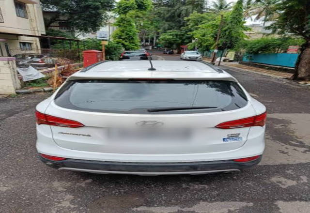 https://images10.gaadi.com/usedcar_image/4575398/original/fcb99542-9430-4dc0-93fd-bbfc206a43fa.?imwidth=6400