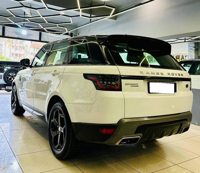 https://images10.gaadi.com/usedcar_image/4575400/original/processed_699f5f2762ce5ab61d64edfd78d5c7ea.jpg?imwidth=6401