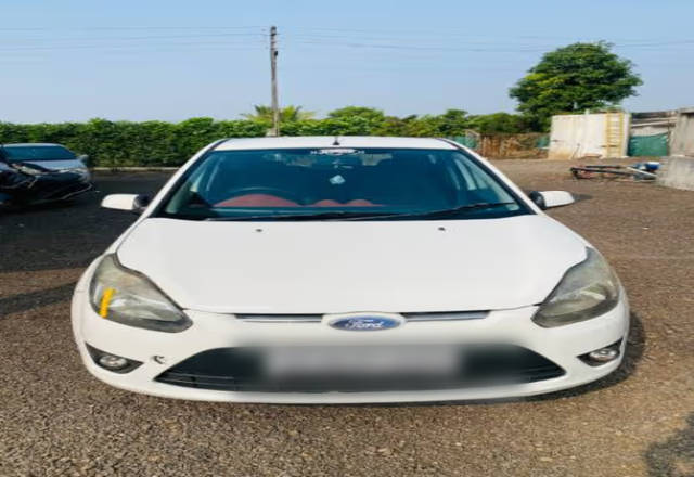 https://images10.gaadi.com/usedcar_image/4575411/original/cbb0e922-d767-4453-a135-097462377c66.?imwidth=6400