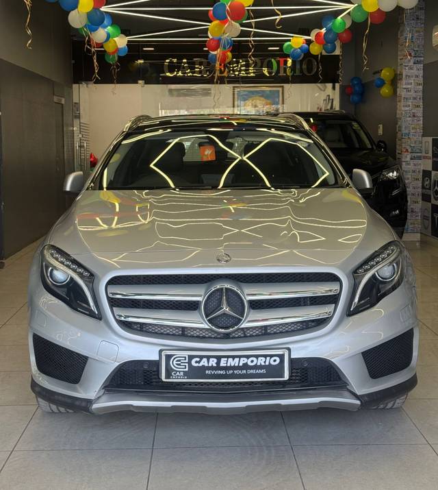 https://images10.gaadi.com/usedcar_image/4575413/original/31f61f6cbaa90b35363c7629ce66b0c1.jpg?imwidth=6402
