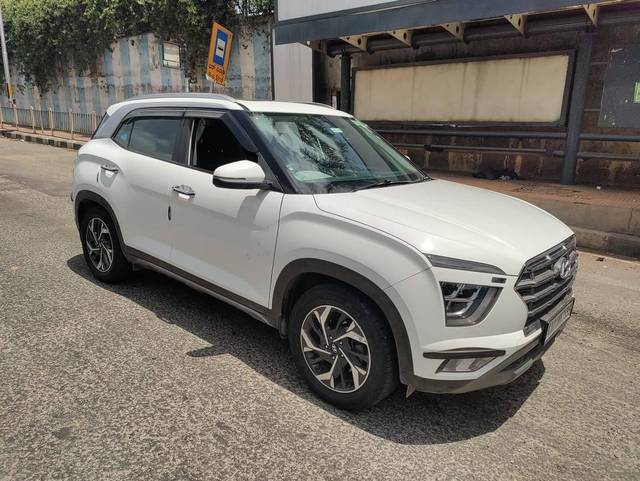 https://images10.gaadi.com/usedcar_image/4575429/original/processed_e3b18420f7a2a0451f4fa43852b33bdb.jpg?imwidth=6400