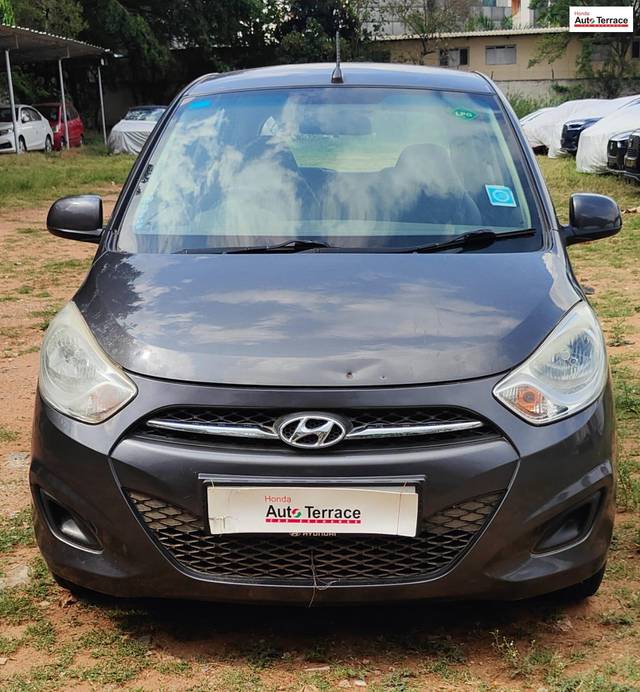 https://images10.gaadi.com/usedcar_image/4575485/original/7c537a3c80212df751af8eb01315989b.jpg?imwidth=6400