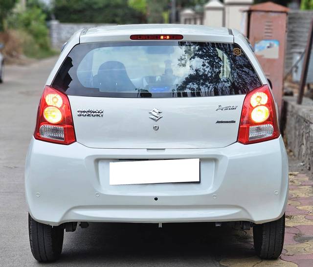 https://images10.gaadi.com/usedcar_image/4575497/original/processed_da405450-1de5-4949-a3c6-616448692f5c.jpg?imwidth=6401