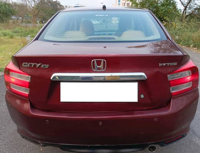 https://images10.gaadi.com/usedcar_image/4575508/original/processed_1eda61eba65da60d685ee844723717eb.jpg?imwidth=6401