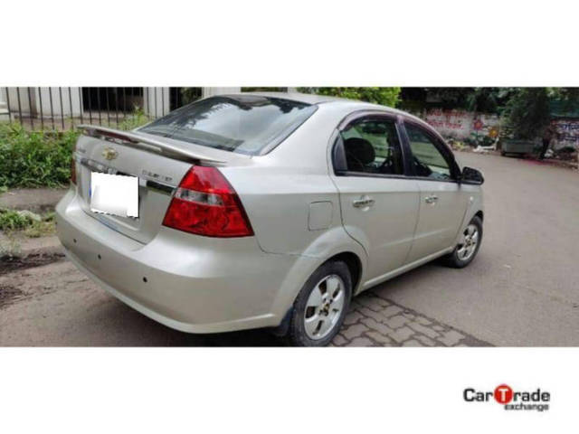 https://images10.gaadi.com/usedcar_image/4575512/original/processed_79e9293acf8195846ef2971bf82c5dd7.png?imwidth=6402