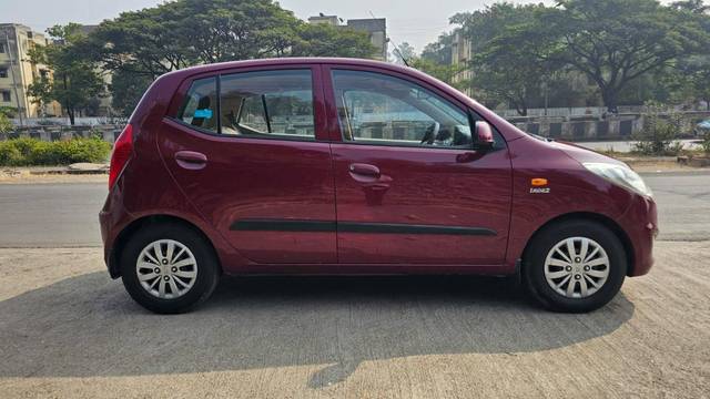 https://images10.gaadi.com/usedcar_image/4575527/original/processed_5c1ef78b-b064-4579-8a6c-b03b0e87f026.jpg?imwidth=6401
