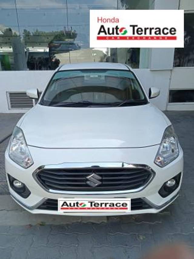 https://images10.gaadi.com/usedcar_image/4575537/original/f7e8590eff2a7e26f283cbc37fdf5307.jpg?imwidth=6400