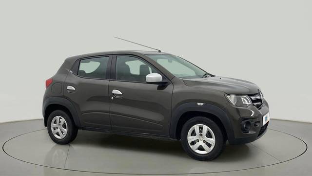 https://images10.gaadi.com/usedcar_image/4575538/original/c1559bfd81a003285430fe6974707a44.jpg?imwidth=6400