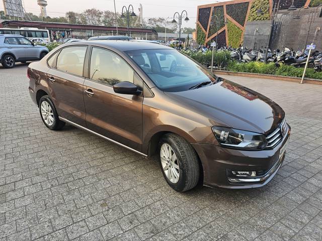 https://images10.gaadi.com/usedcar_image/4575545/original/processed_16e4588488b54942ca33232680bf6683.jpg?imwidth=6400
