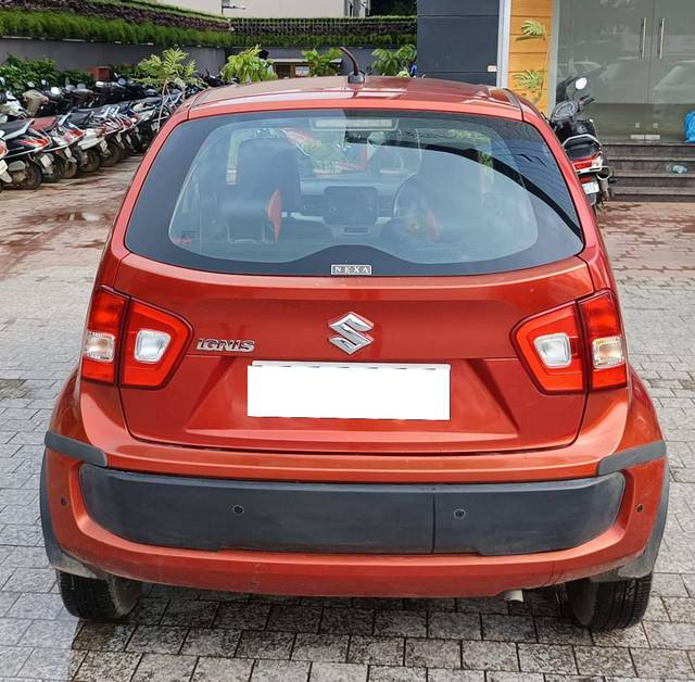 https://images10.gaadi.com/usedcar_image/4575550/original/processed_d14f7e046f2eadce2364307c0c296f60.jpg?imwidth=6402