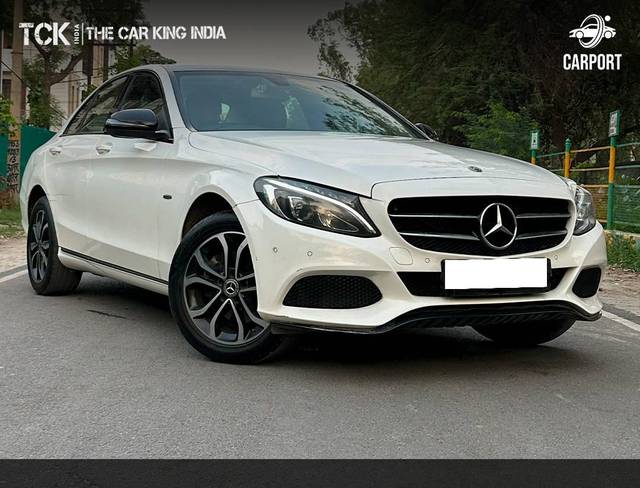 https://images10.gaadi.com/usedcar_image/4575554/original/processed_18b5b736364d85eb6fbe0127dbb07b11.jpg?imwidth=6400