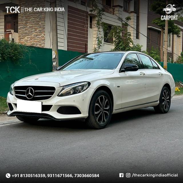 https://images10.gaadi.com/usedcar_image/4575554/original/processed_6cda4fbba2cea8319a1eefc5cefa3ae5.jpg?imwidth=6402
