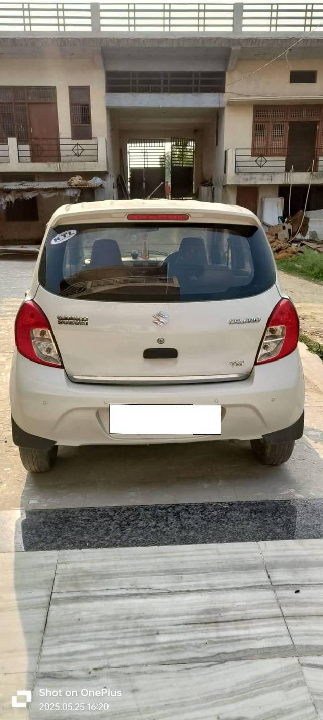 https://images10.gaadi.com/usedcar_image/4575561/original/processed_28745aaa6f3d6f33f4c80d4c1217c81e.jpg?imwidth=6401
