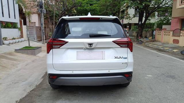 https://images10.gaadi.com/usedcar_image/4575576/original/processed_51146fec9a21f8f22309159fb6de2345.jpg?imwidth=6402