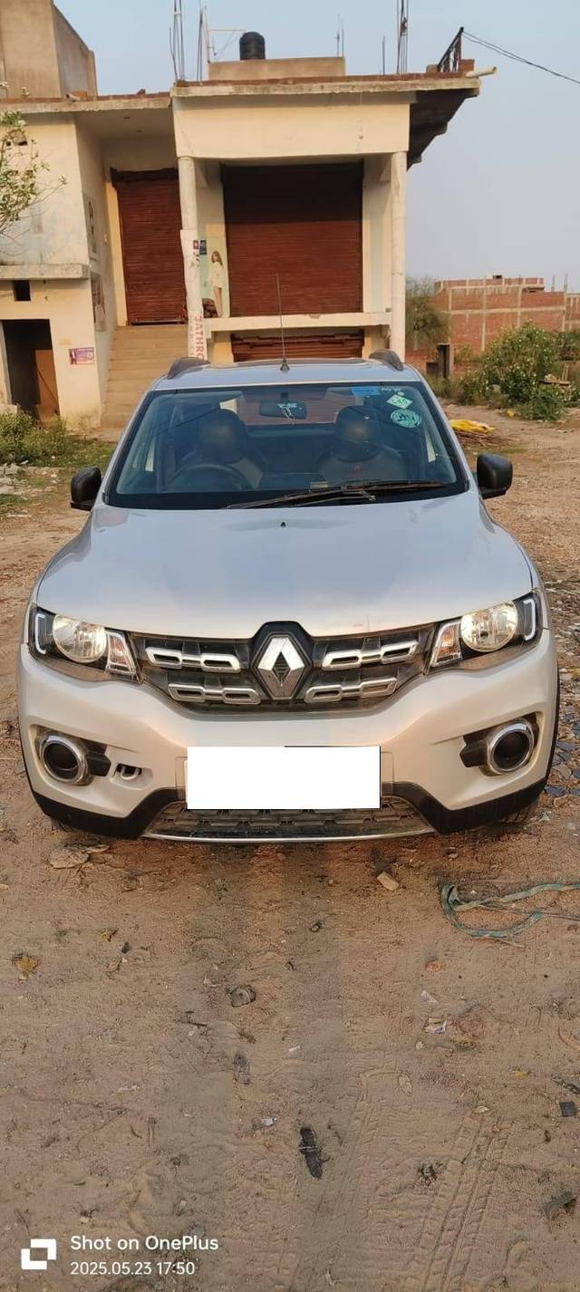https://images10.gaadi.com/usedcar_image/4575577/original/processed_2c5cc30c6ea20f858793c1e81bcf1a2d.jpg?imwidth=6400