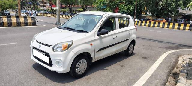 https://images10.gaadi.com/usedcar_image/4575582/original/processed_9e5b7d37629d7d31fe8a84380bfc31ca.jpg?imwidth=6400