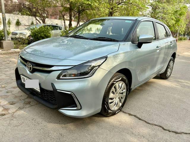https://images10.gaadi.com/usedcar_image/4575584/original/processed_ae1d0ca17653c5adf1e0a57d89613aab.jpg?imwidth=6402