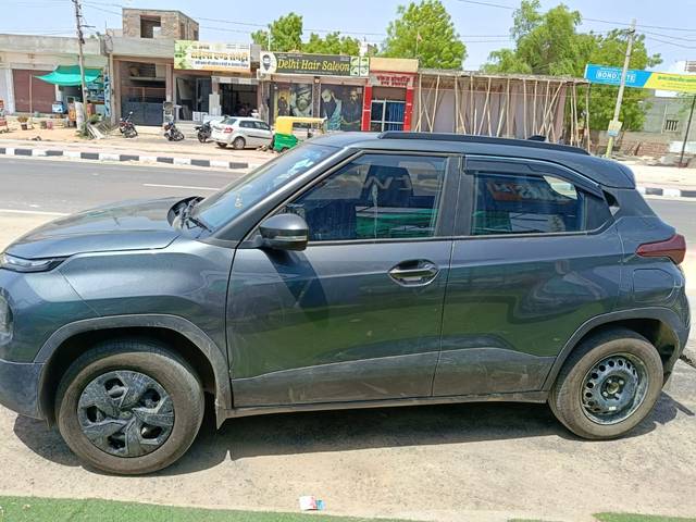 https://images10.gaadi.com/usedcar_image/4575633/original/e85ee509-32fe-4393-9caf-1133cc7d1f77.jpg?imwidth=6402