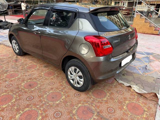 https://images10.gaadi.com/usedcar_image/4575655/original/processed_315a2d2d2d78ed3e5bbda145188a8578.jpg?imwidth=6402