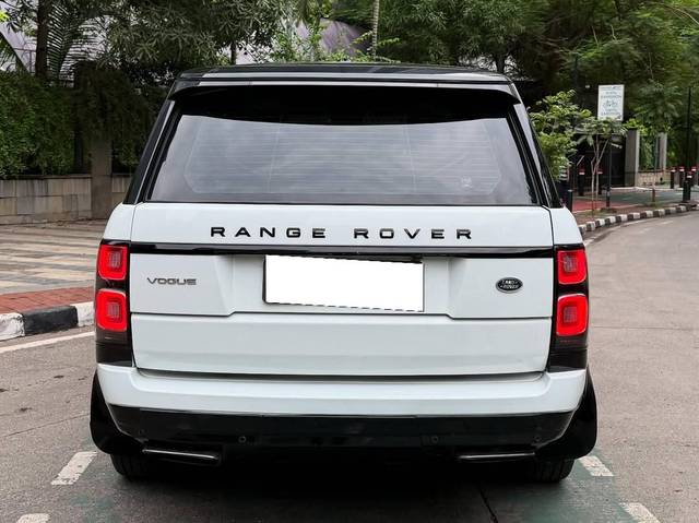 https://images10.gaadi.com/usedcar_image/4575660/original/processed_c9adfa954064500aa1e9021c632b519d.jpg?imwidth=6401