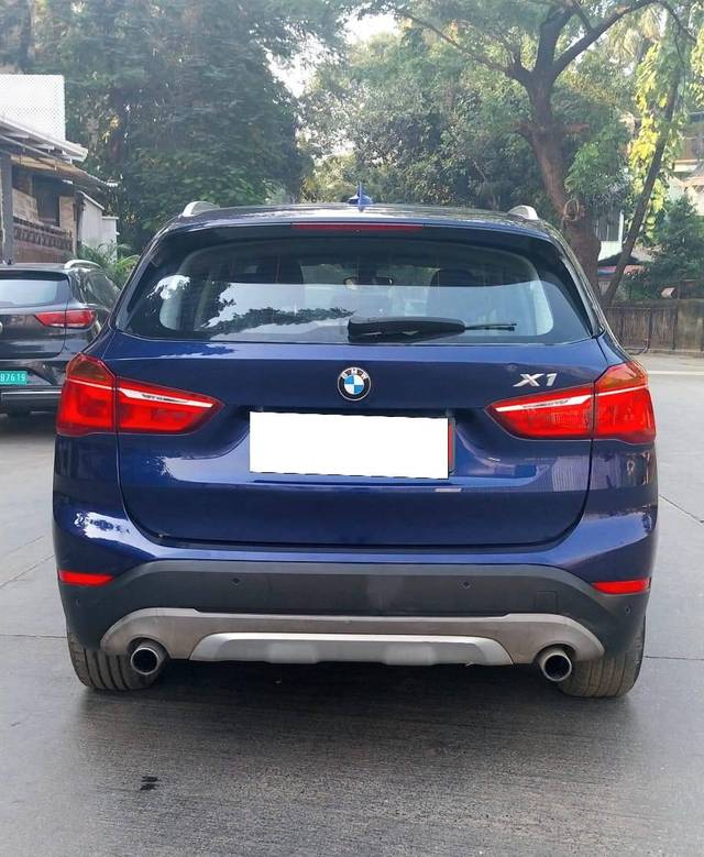 https://images10.gaadi.com/usedcar_image/4575661/original/processed_1e2f05a0de21f7499acccd03e1954da5.jpg?imwidth=6401