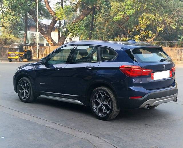 https://images10.gaadi.com/usedcar_image/4575661/original/processed_4b936d1a5c434dd0c3d5fe31cf3096a3.jpg?imwidth=6402