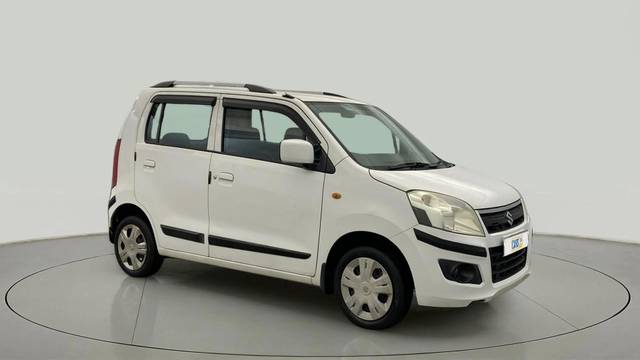 https://images10.gaadi.com/usedcar_image/4575671/original/ed1c6a9119e08915a955eccc3b761873.jpg?imwidth=6400