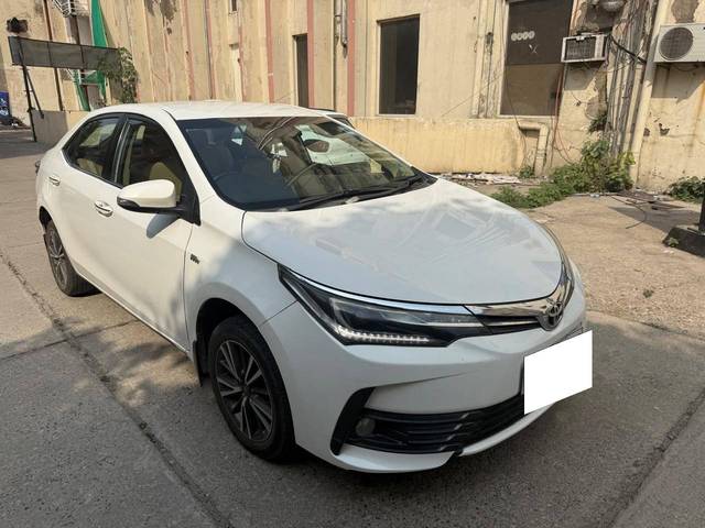 https://images10.gaadi.com/usedcar_image/4575673/original/processed_c760be5828b59b9058eaaa3ec599fa83.jpg?imwidth=6400