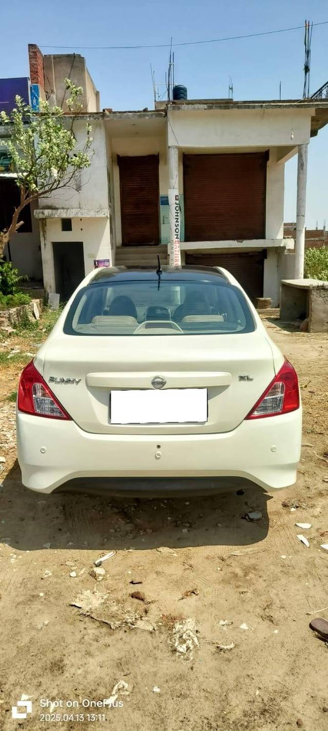 https://images10.gaadi.com/usedcar_image/4575676/original/processed_251fa95e9c829d143605a103de302ad8.jpg?imwidth=6401