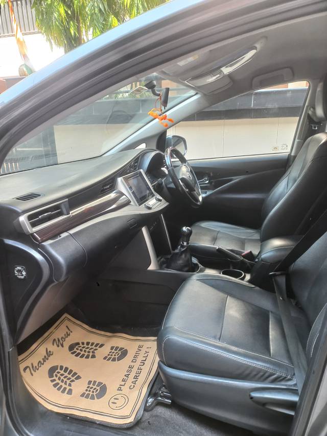 https://images10.gaadi.com/usedcar_image/4575680/original/3488f2265467fa73122c6f19f63335aa.jpeg?imwidth=6402