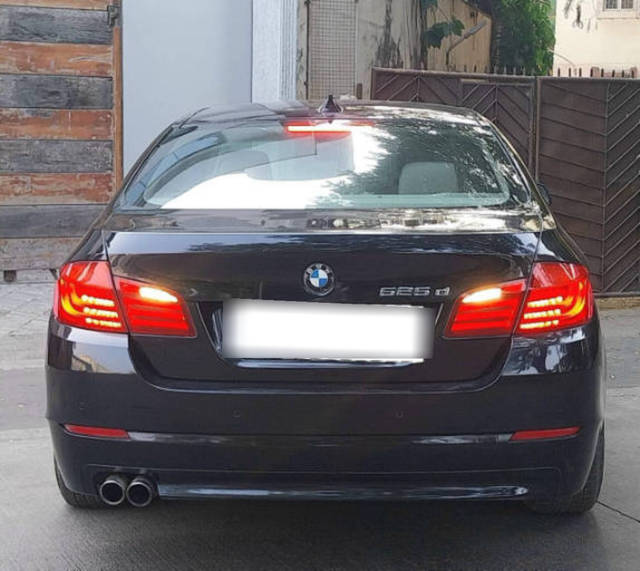 https://images10.gaadi.com/usedcar_image/4575688/original/processed_d14e19805ecda449275418bf512a84cd.png?imwidth=6401