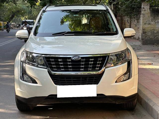 https://images10.gaadi.com/usedcar_image/4575707/original/processed_9ca2aa15e9173959ea929a884c2d4a00.jpg?imwidth=6402
