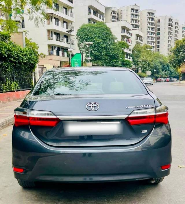 https://images10.gaadi.com/usedcar_image/4575742/original/processed_62aa5d92e3c43bd9705476878bfc8723.jpg?imwidth=6401