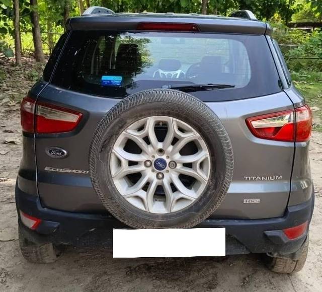 https://images10.gaadi.com/usedcar_image/4575748/original/processed_43e41136201dbbe72f13adabd2dbf6fa.jpg?imwidth=6402