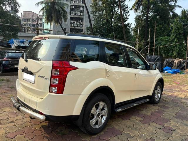 https://images10.gaadi.com/usedcar_image/4575751/original/processed_06e0552ba2f70dd22d878b7ee0f3db59.jpg?imwidth=6402
