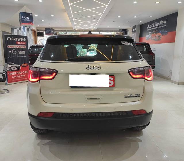 https://images10.gaadi.com/usedcar_image/4575752/original/processed_68e0c514bed4b3483d6a5db148fe74a1.jpg?imwidth=6401